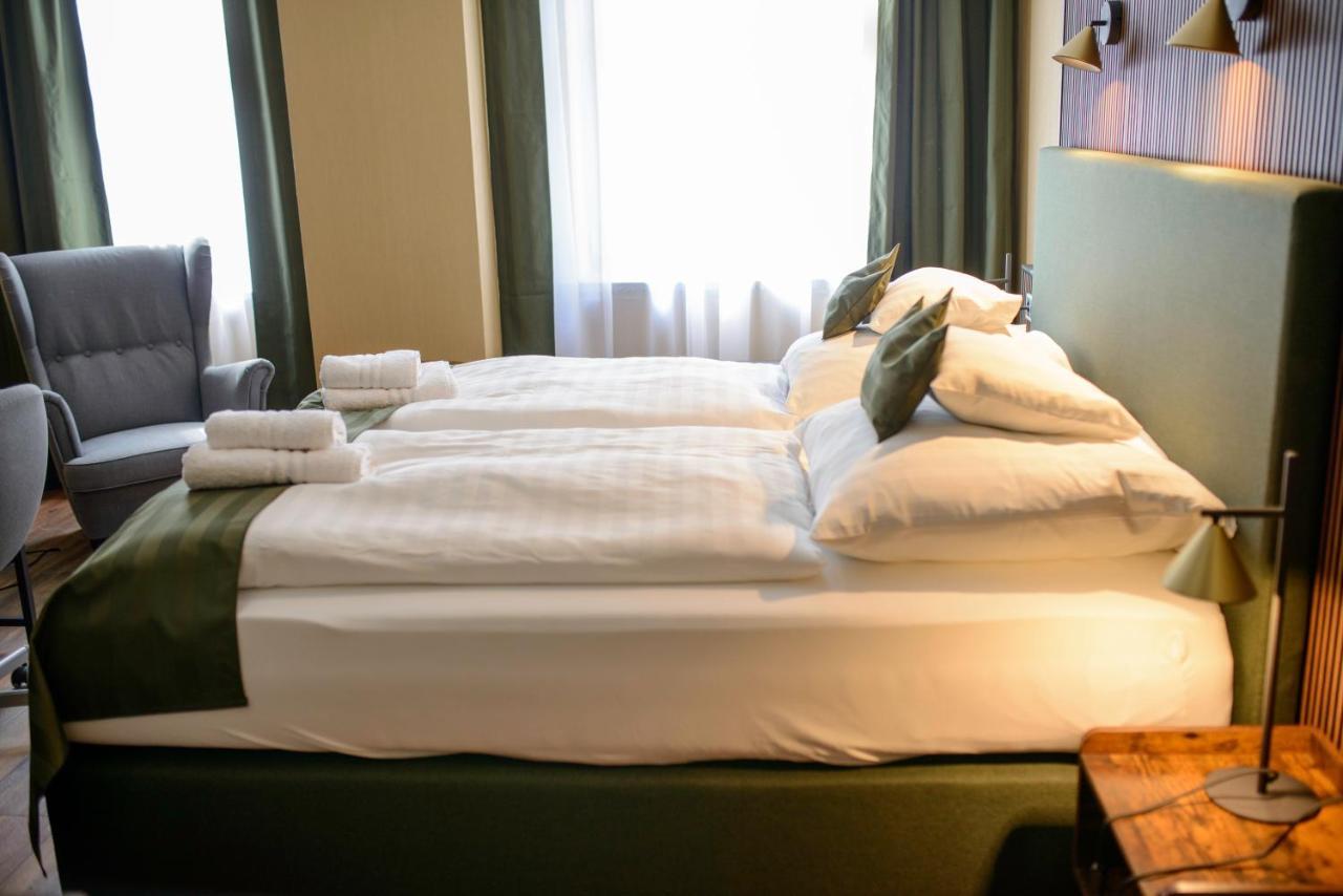 Stadthotel Koenig Albert Zittau Exteriör bild