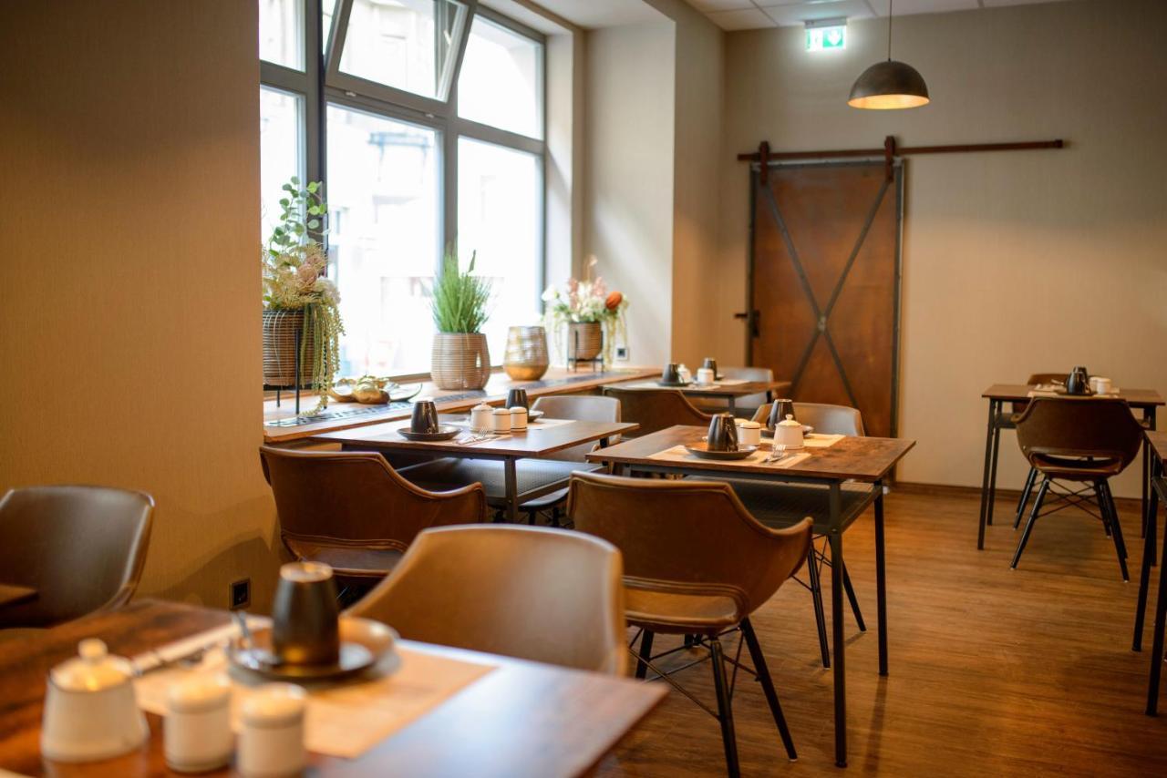 Stadthotel Koenig Albert Zittau Exteriör bild